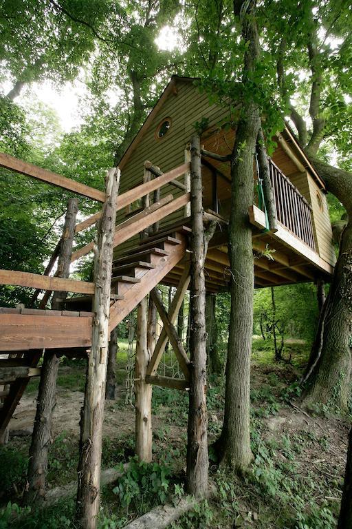 La Cabane Aux Secrets - Au Milieu De Nulle Part Outines Rum bild